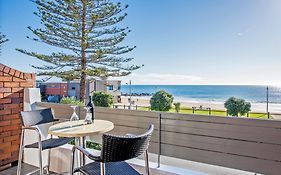 Beachfront Voyager Motor Inn